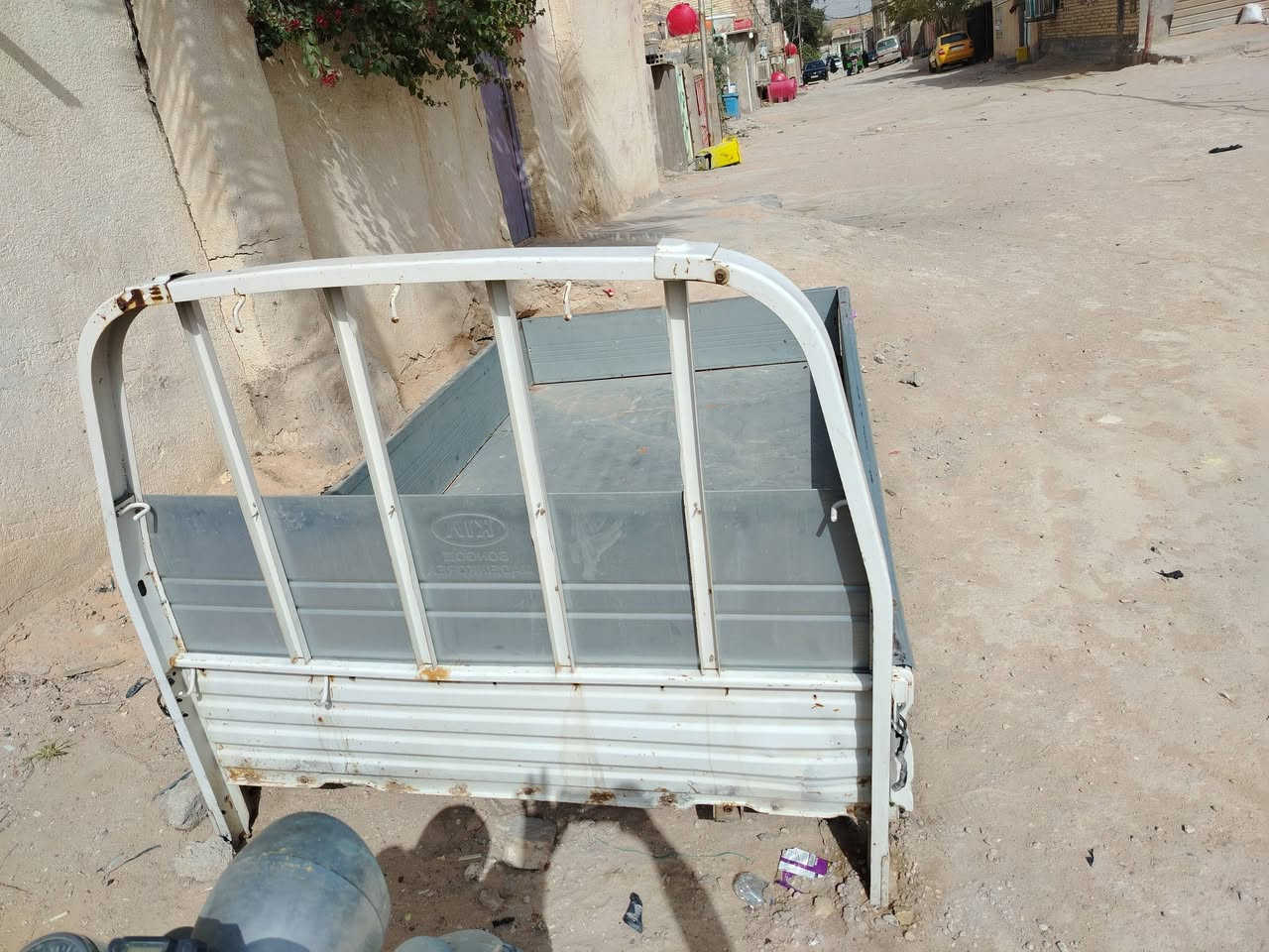 سلام وعليكم بدي مل كيه لبيع مكاني كربلاء سعره 7 رقم ***********
