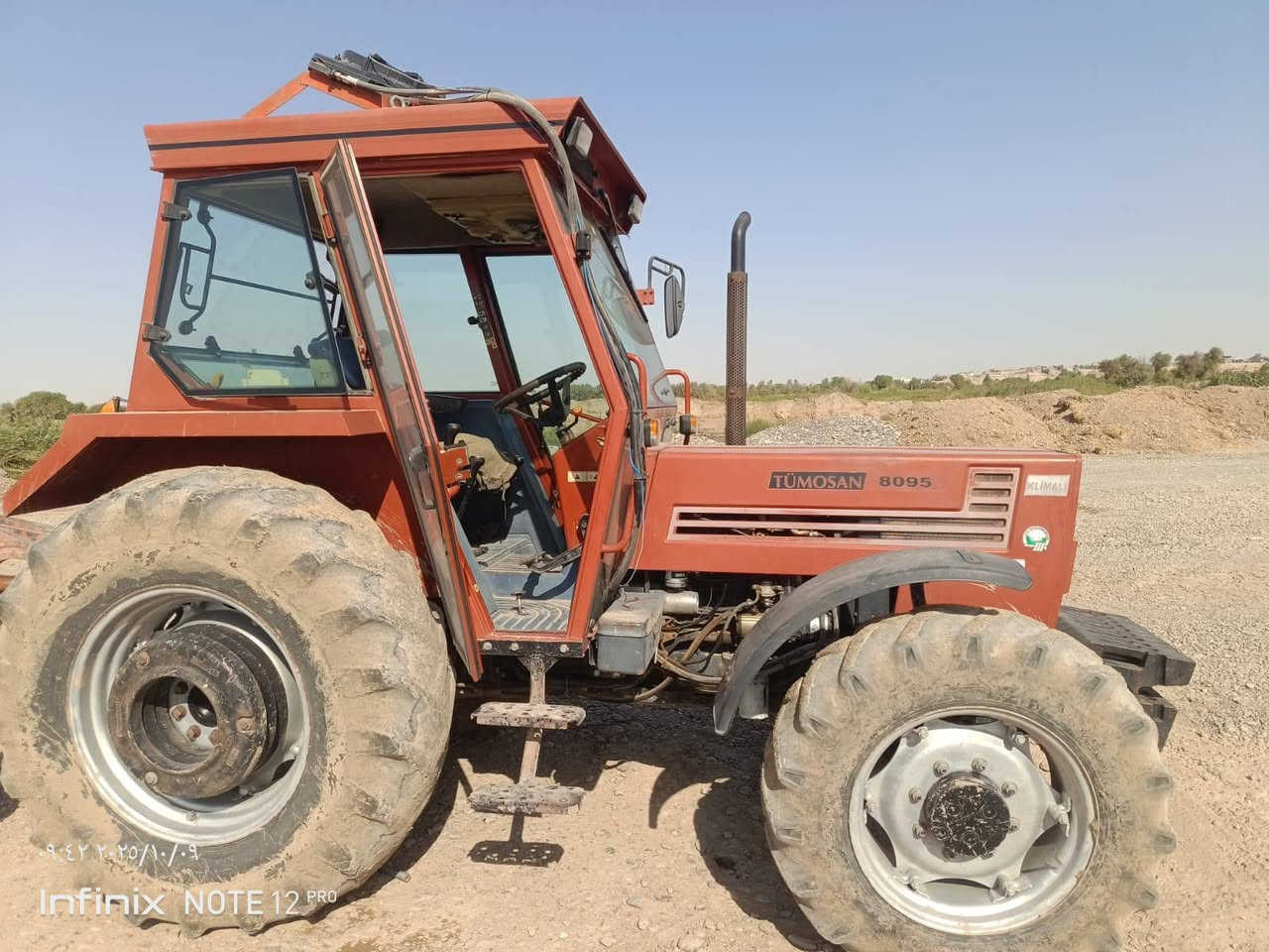 السلام عليكم 
تركتر تومسان موديل 2014 رقم سنويا أربيل شرط التحويل محرك لا صرف ولا بخار گير أكسل هيدروليك شرط بلادي
السعر: 110 ورقة و بيها 
العنوان الحويجة أشريعة 
الاتصال: ***********
