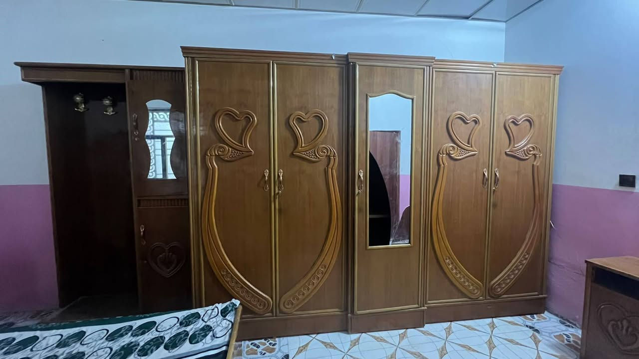 للبيع غرفه تزكام صاج بيع مستعجل سغر 500 بي مجال بصيط 
@


**إذا كنت صاحب هذا الإعلان وتريد حذفه لأي سبب، رجاءا أرسل رسالة إلى الدعم الفني**