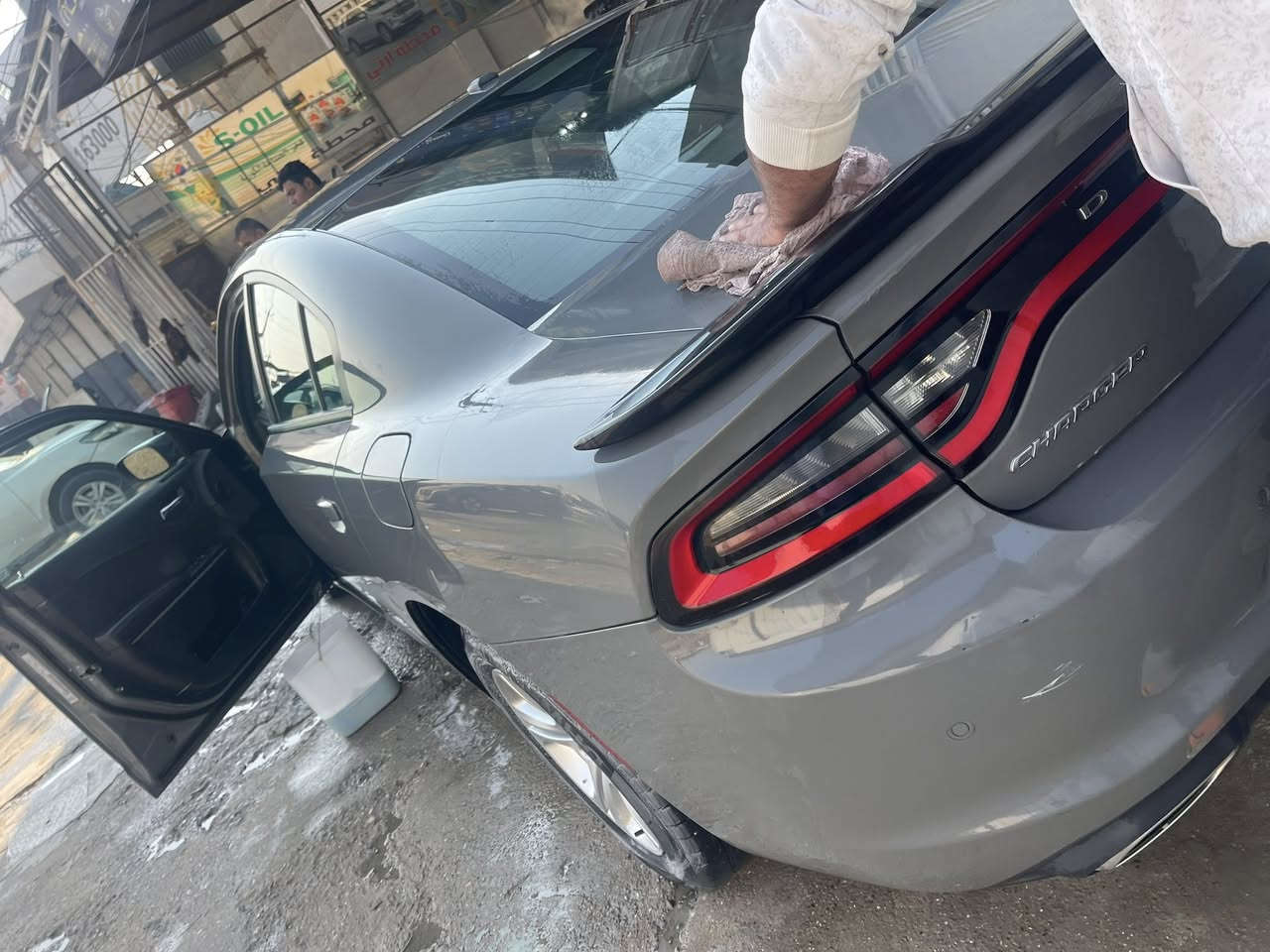 🛑جارجر 2019  
🛑سمنتي 🩶
🛑سيارة كندي كيج 260 كلين.
🛑بصمه
🛑كشن كهربائي
🛑كشنات مخمل اسود
🛑محرك V6-3600
🛑تحكمات ستيرن جهتين
🛑شاشه وسط
🛑كاميرا 
🛑حساس خلفي
🛑تبريد قطعتين
🛑عداد المشي 93mi
🔴سيارة رقم اربيل 
🛑سيارة جديدة وجاهزة بدون مصرف
🛑مكان السيارة بغداد - الزعفرانيه 
🛑ملاحظه بيها بارد على كد الابهام في الجاملغ الخلفي - وبارد في الجاملغ الامامي على كد ثلاث اصابع فقط 
🛑سعر 225$ وبيها مجال
🛑للتواصل
🛑***********
