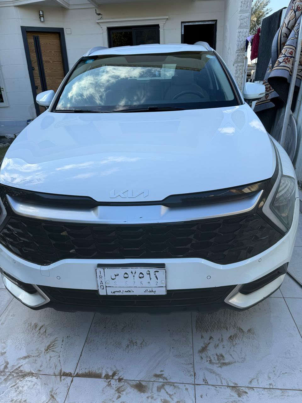 كيا سبورتج موديل 23
خليجي مكفولة من كلشي 
العداد 70  الف 
سيارة جاهزة وما بيها اي نقص 
تشغيل عند بعد 
وبصمة تشغيل وهناندبريك كهربائي
ثلاث انضمة قيادة 
بيها طخة بسيطة جداً  تحتاج تعديل ب pdr 
سعرها 22 الف وبيها مجال بسيط
***********
