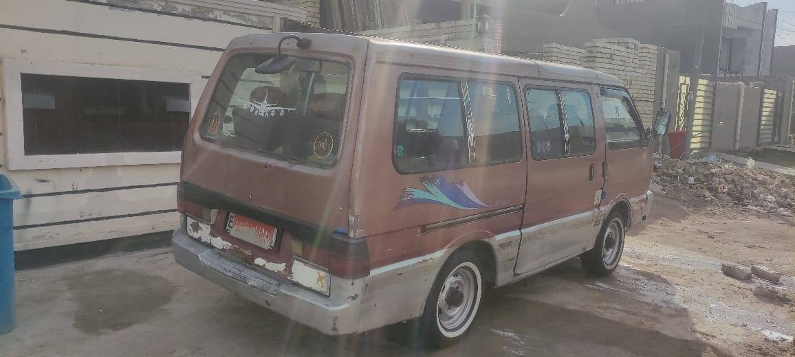 كيا بستا للبيع سياره مكفوله حداديه 70% سياره جديده بمعنى الكلمه واحلى من الصوره بعد مكينه وكير مكفولات السعر بدون راعي أهلها موجودين بس راعيها متوفي السعر 30 ورقه وبيها مجال للاستفسار الاتصال على الرقم 
*********** بي واتساب عنوان السياره بابل المسيب
