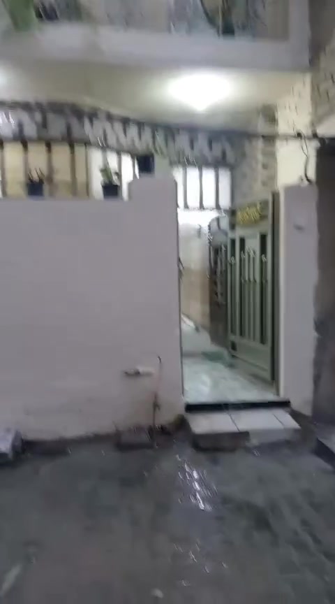 يالله 50 متر شارع افران الضياء فرع مولد سماعيل
يحتوي على ستقبال حولي كبير ترك حمام القاط الثاني بي غرفتين البيت جاهز السعر ٦٨ وبي مجال للشراي 
***********
