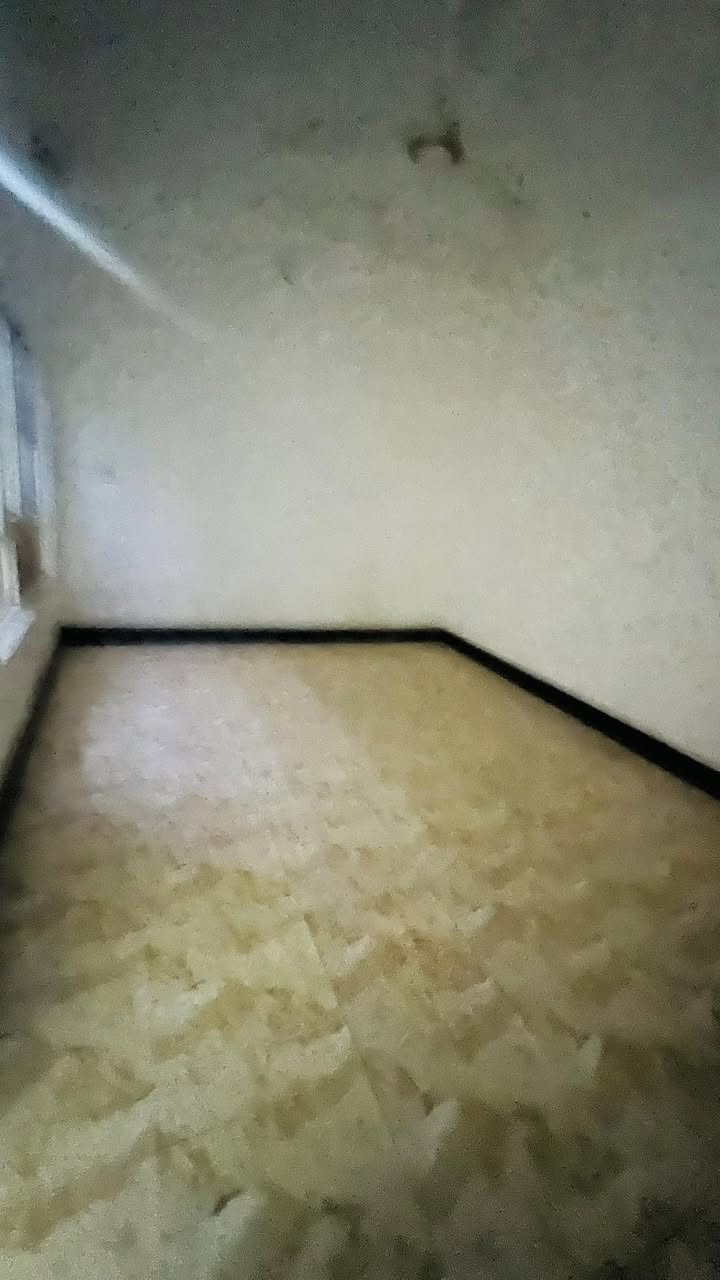 دار للبيع ٢٠٠ متر غرفتين نوم ٤*٥ وصاله واستقبال٦*٤ ومطبخ ٤*٥ زراعي يبعد عن شارع ٣٠ ٥٠ متر .. الموقع الزبيديه حي الكرار  ***********
