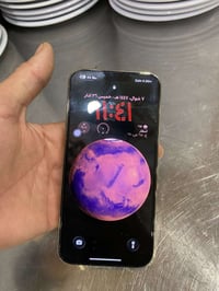 أيفون 13بروماكس  ذاكره 256  بطارية 96  تك سيم  لون ذهبي  نموذجM  موصل ...