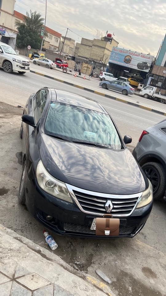 رينو سافران موديل ٢٠١٢محرك ٢٠٠٠ اربعه سلندر رقم بغداد بأسمي السياره بانوراما وبصمه مكفوله كير ومحرك وحداديه بدون ضربه السياره بلاديه مال جناي سعرها ٧٣قفل رقمي للتواصل / ‭٠٧٨٨ ٠٠٠ ٦٣٨٤‬
