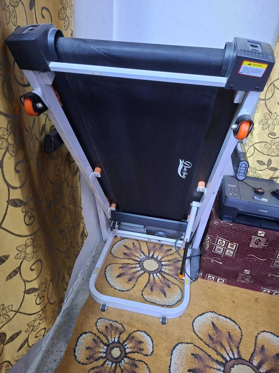 السلام عليكم جهاز جري  استعمال قليل   للبيع نهايته ٥٠٠


**إذا كنت صاحب هذا الإعلان وتريد حذفه لأي سبب، رجاءا أرسل رسالة إلى الدعم الفني**