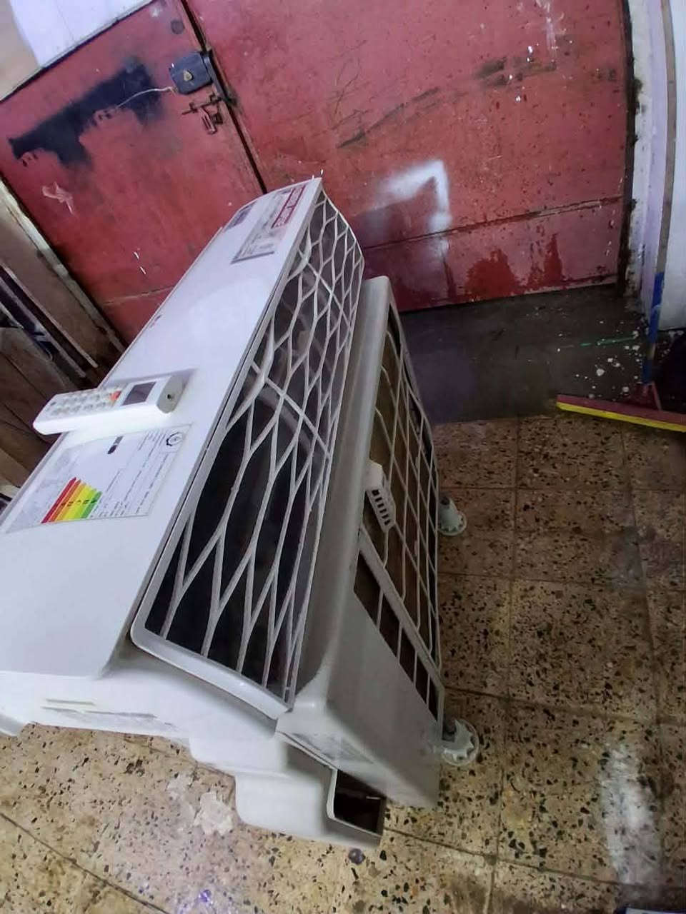 سبالت مستعمله للبيع
 الجي طنين تحكم انفيرتر 600قفل
توسوت طن ونص 350
كري طنين عادي 500
مكانه بغداد سيدية شارع العلوة للاستفسار خاص


**إذا كنت صاحب هذا الإعلان وتريد حذفه لأي سبب، رجاءا أرسل رسالة إلى الدعم الفني**