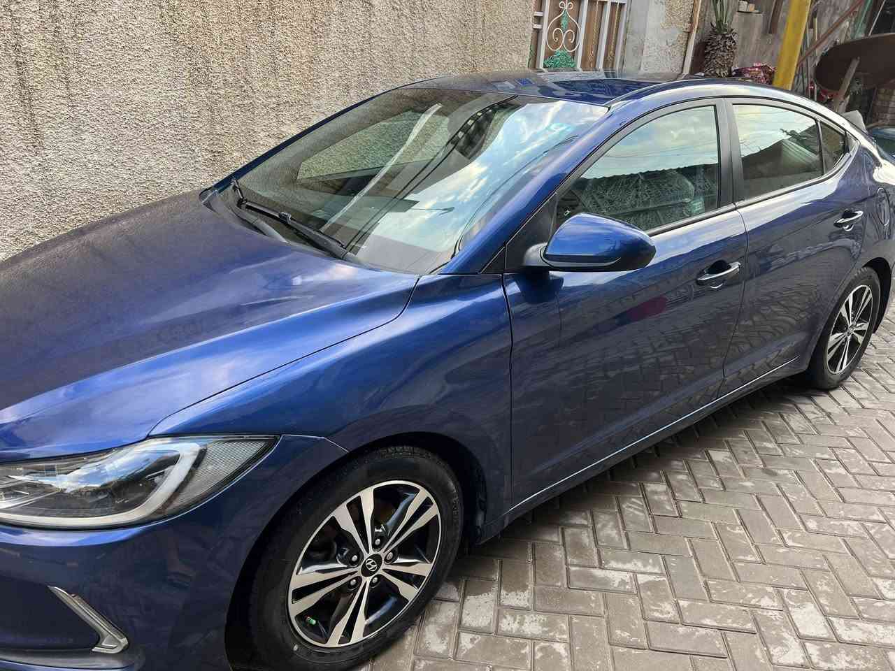 سلام عليكم 

النترا 2017 أمريكي بدون حادث ليبل واحد كلين بيها 5 قطع رش كلير بامريكا مو بالعراق مخلي صورة لرقم الشاصي طلعها اني ما عندي الصور بامريكا ماشية 84 كير مكفول مفتوح قبق المكينة مبدل واشر علمود الدوانز تبريد ثلج تدفئة مواصفات شاشة تحكم ستيرن 3 أنظمة قيادة كروز سرعة صدر نظيف تخم تايرات رقم جديد إنكليزي سنوية لل 28 هزة جديدة السبير ما نازل السيارة بالواقع احلا من الصور . عنوان بغداد السعر 114 وبيها مجال 
للاستفسار***********
