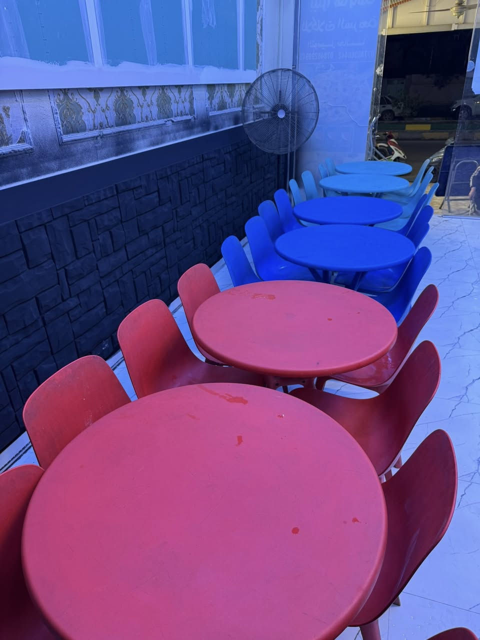 للبيع6طبلات ويه كل طبله 4كراسي


**إذا كنت صاحب هذا الإعلان وتريد حذفه لأي سبب، رجاءا أرسل رسالة إلى الدعم الفني**