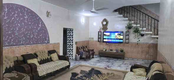 السلام عليكم.....
بيت للبيع 200 متر طابو ملك صرف باسم شخص واحد فقط..
 مع🌴 تشجير🌴 700 متر🌴
الواجها 20 متر والنزال 10 متر
بغداد البلديات منطقه الاسمنت مقابل ملعب الصناعه البيت ركن ع الشارع الخدمي
استقبال 
+ صاله كبيره
+ مطبخ 
+ 5 غرف نوم 
+ 4 حمامات…. 
للاستفسار الاتصال...
***********
