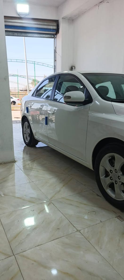 السلام عليكم سيراتوو2011بيهه قطعه صبغ وبيهه بلباب باردحداديه جديده تخم تاير العنوان واسط الشحميه *********** السعر٩٤
