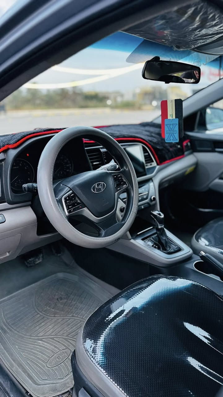 النترا موديل 2017 
وارد امريكي 
محرك 2000 دوش ابو الحساس 
تحكم استيرن
كاميرا
تخم تاير جديد
تخم مجاول جدد
تخم بلكات مع فيت بم جديد 
الحادث في امريكا موضح بالصورة 
السيارة ليبل واحد 
محرك مفتوح 
السيارة شمالي  باسمي
متواجد في الكوت 
السعر ١٢٥
***********
+964 773 574 8884
