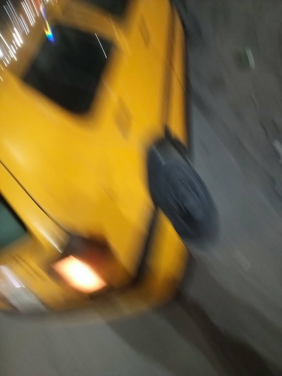 سلام عليكم هذا السياره للبيع او مراوسه اللي يريد يتصل على هذا الرقم                             ***********
