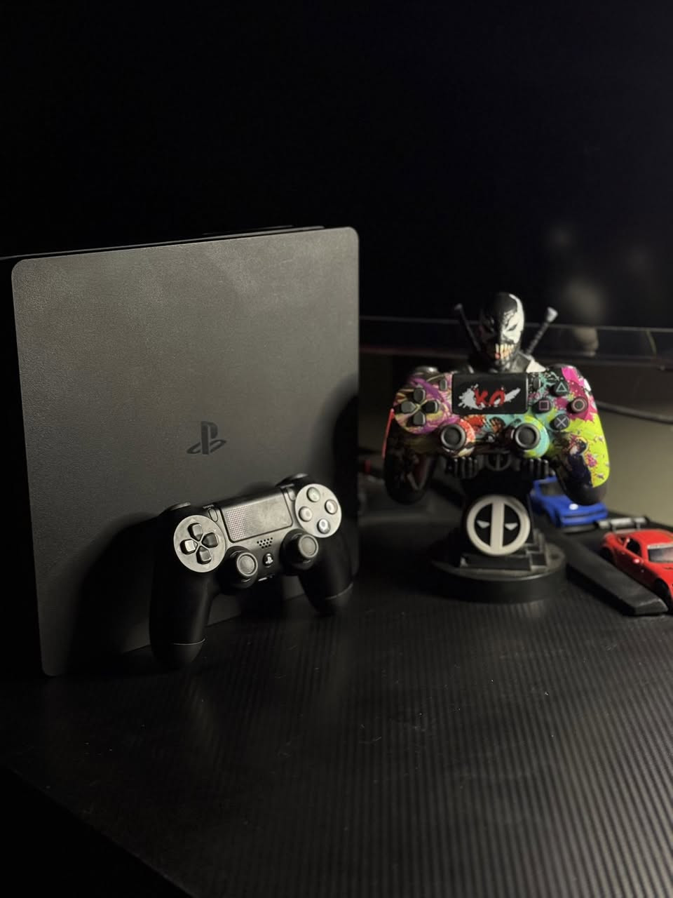 بلي4 سلم بنضافة الجديد كلشش
وطبعا لوك ستيكر ما مفتوح ونظام اونلاين محدث اخر تحديث مع دبل جويستك و 32 لعبة مملوكة مدفوعة الثمن
بعضهن محملات جاهزة والباقيات بمكتبة الالعاب شوكت متريد تحملهن ❤️

الالعاب 👇

1- Resident evil 7 biohazard
2- Call pf Duty modern warfare 4 remastered
3- Call pf Duty modern warfare 2 remastered
4- Call of Duty WW2
5- Mafia 1
6- Mafia 2
7- Mafia 3
8- The witcher 3
9- Borderlands 3
10- Watch dogs legion
11- Tomb raider
12- Rise of The tomb raider
13- Shadow of The tomb raider
14- The last of Us 1
15- Assassins creed valhala 
16- Assassins creed origins
17- Assassins creed odyssey
18- The evil within 2
19- Wolfenstein 2
20- Ghost recon wildlands
21- Ghost recon breakpoint
22- Mortal kombat 11
23- The division
24- Farcry zero dawn
25- Farcry 5
26- Fallout 4
27- Star wars battlefront
28- Need for speed hot pursuit
29- Unravel 1
30- Unravel 2
31- Fallout 4
32- Star wars Battlefront

السعر : 265 الف 🔥

*توصيل متوفر لكل المحافظات العراقية ❤️


**إذا كنت صاحب هذا الإعلان وتريد حذفه لأي سبب، رجاءا أرسل رسالة إلى الدعم الفني**