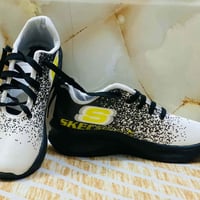 ملابس • ٥ قطع • توصيل مجاني