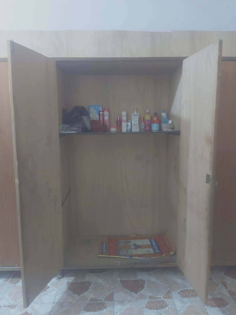 مبرده خارجيه 250
ثلاجه حجم كبير بلاديه فول تجميد 200
كنتور صاج 200
سنك 15
بردات 20
زوليه 25 / اسعار بيه مجال فلوجه


**إذا كنت صاحب هذا الإعلان وتريد حذفه لأي سبب، رجاءا أرسل رسالة إلى الدعم الفني**