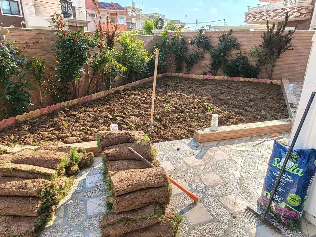 حديقجي في اربيل + تصميم وترتيب ديكورات 
زرع حدائق + أدامه شهريه+ زرع اشجار + تقليم الأشجار +قص ثيل 
تنظيف وترتيب الحدائق + قلب وتنظيف تربه ترتيب +
تبديل تربه + ترتيب سياج الحدائق 
ترتيب اطارات الحدائق بل حصو الملون الاستفسار 

واتساب ***********
