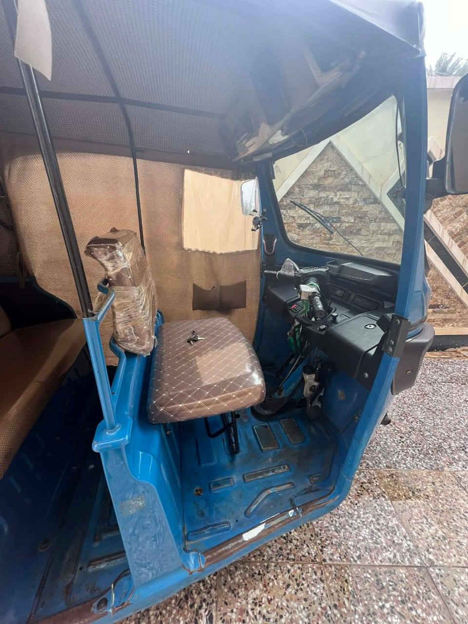 تي في اس مرقم رقم نكليزي..... 2020 عل 2021 طابه.... السعر 4... 600 وبيه مجال بصيط مكاني ديالى قرب.. صيطره الغالبيه وقريب مطعم سامان
متواجد عل واتساب...  *********** خابرني وتدلل عزيزي ✌🏻
