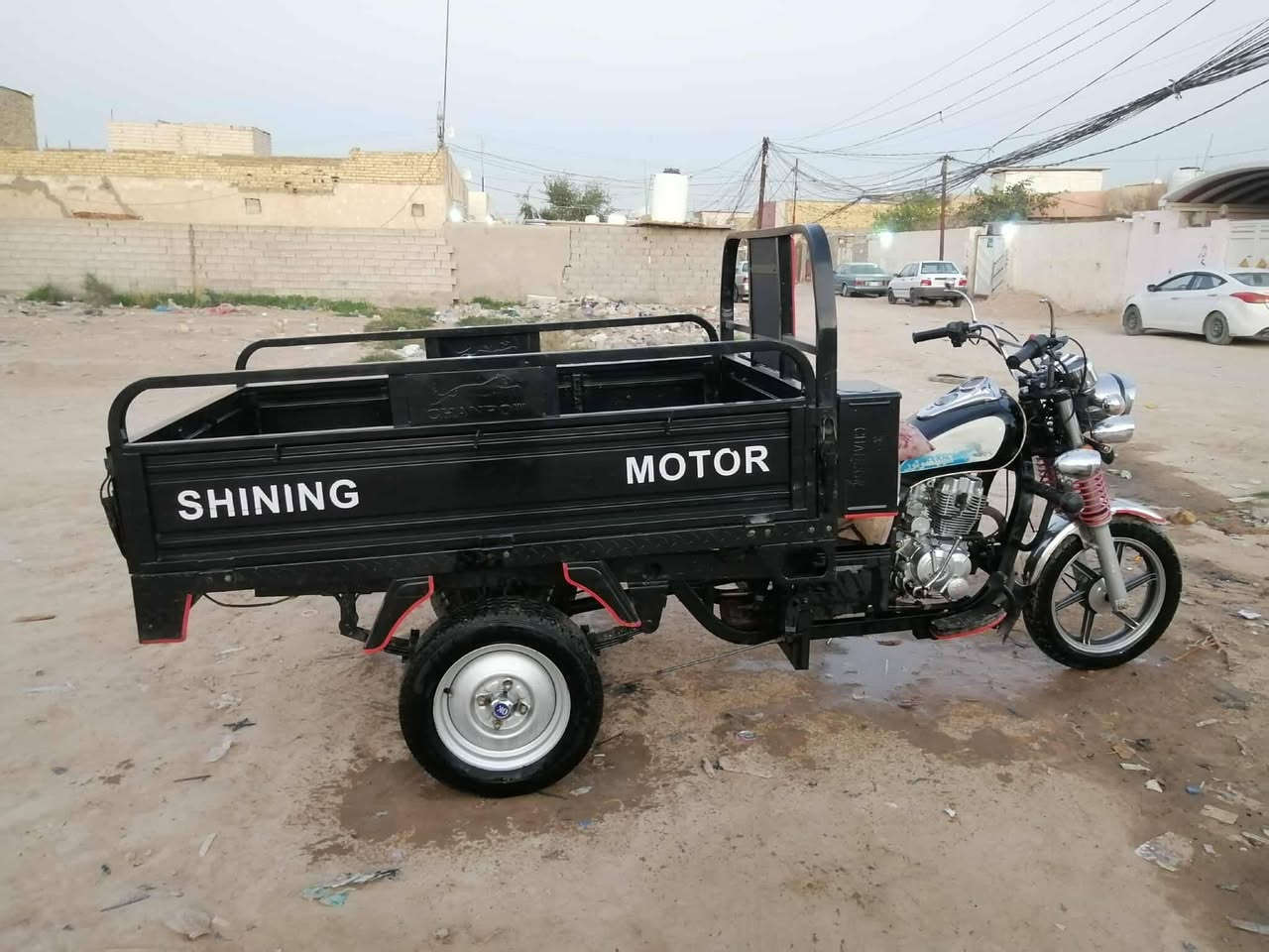 السلام عليكم ستوت للبيع موديل 23 طالعه بال 25 مكان نجف مقابل قريه الغدير اوراق قبل الوكيل دراجه خير *********** الله احلى من الصور
