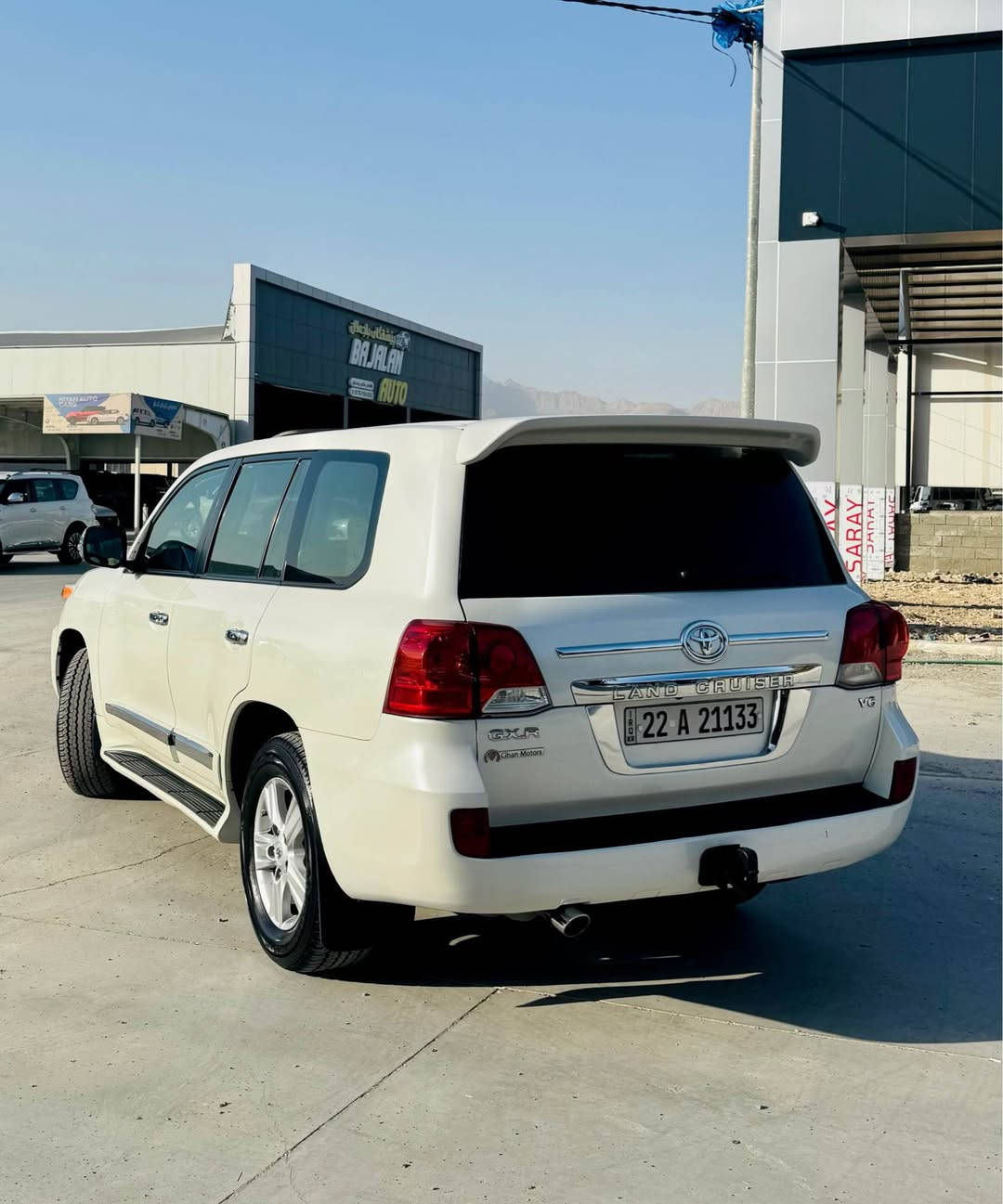 بەناوی خودای گەورە
تۆیۆتا لاندکرۆزەر 2015 GX فوول مواسەفات
سڵاید : سەلاجە : ئاوێنە کارەبا 
سوکان ڤۆلیۆم : شاشە : کامێرا 
تەبرید مەرکەزی : تەبرید لەمس 
سەیارەی ماڵی خۆمەو زۆر تازە ماوەتەوە ماشاءالله 
سەنەوی تا 2030 تازەیەو بە ناوی خۆمانەوەیە
تایەکانی تازە بۆ بەستراوە و سپێری دانەگیراوە
بێ سارد و شوخت تەنها دوو نوکی جەمەلغەکانی
پێشەوەی بۆیاخە بێ ناوگرتن 
گێڕو مەکینەی بەشەرت برغووی بانەدراوە 
سعری 385 و مەجال
لە سلێمانیم *********** السليمانية, العراق
