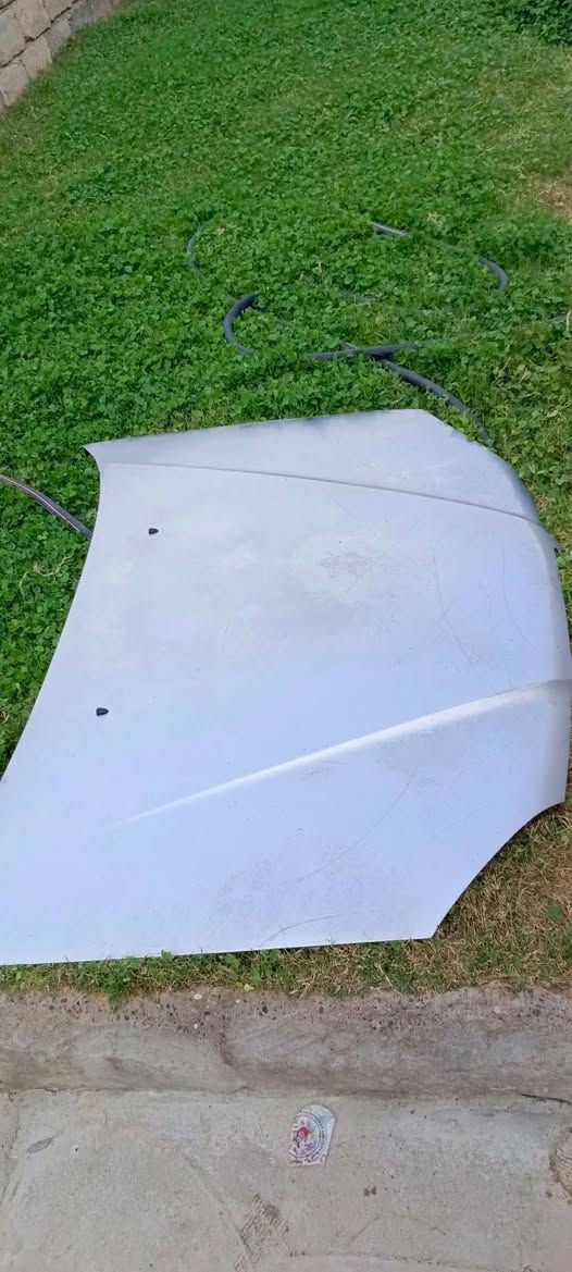 للبيع مال اوبتره موديل 2004 هذا رقم *********** ع واتساب
