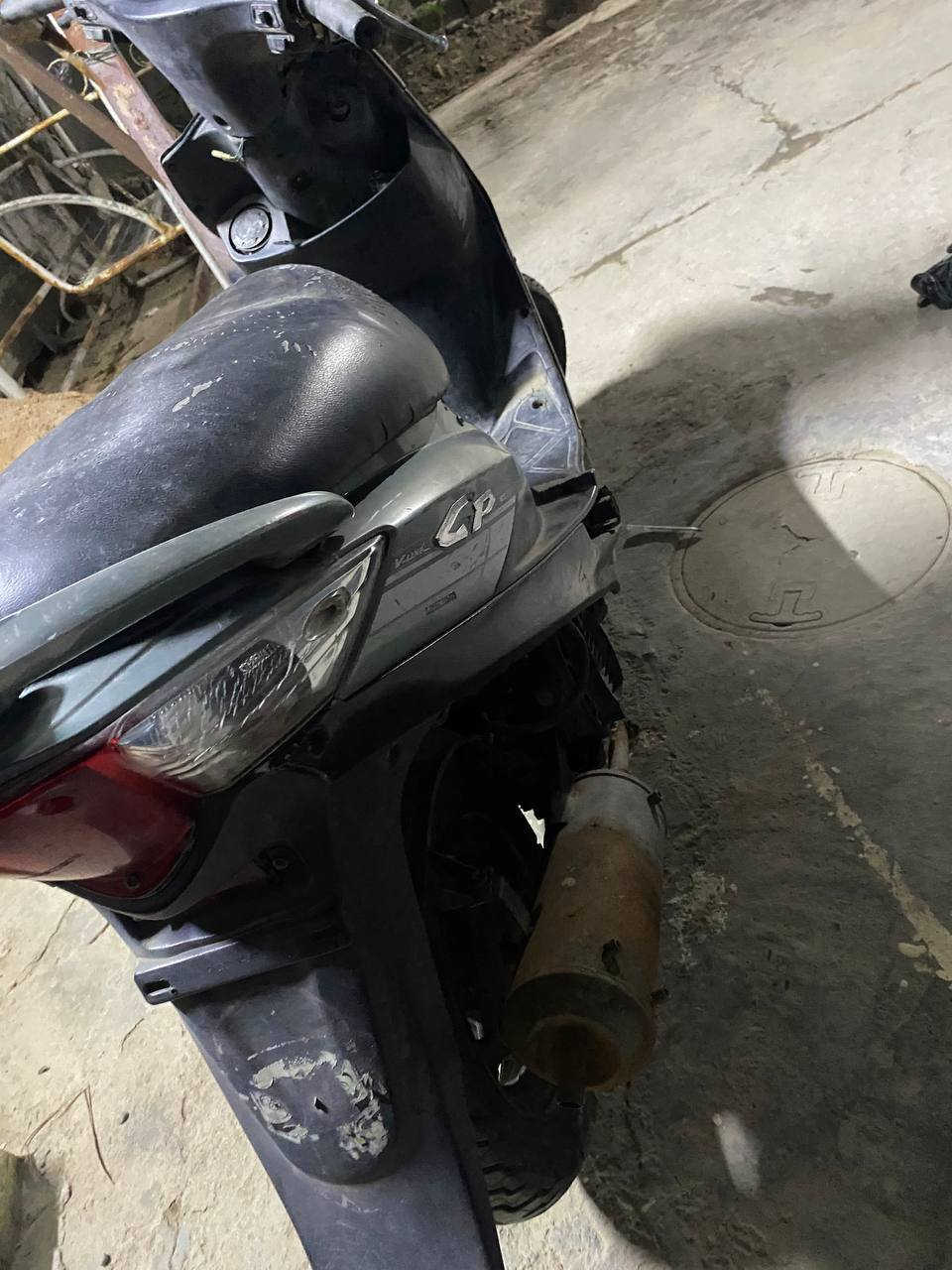 كامكو ياباني الدراجه شغاله نقصها كابريتر و قمجي سكليتر مكينتها ناعمه مال شغل توديك وترجعك 150 قفل 🔒 ‏‪0786 762 4617‬‏ وبي واتساب بغداد, العراق
