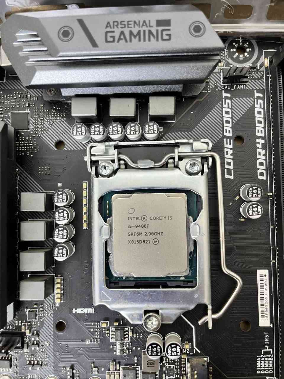 السلام عليكم 
مذربورد B360 MSI
معالج كوراي 5 /9400F
السعر 150 الف 
مكاني بغداد ويتوفر توصيل


**إذا كنت صاحب هذا الإعلان وتريد حذفه لأي سبب، رجاءا أرسل رسالة إلى الدعم الفني**