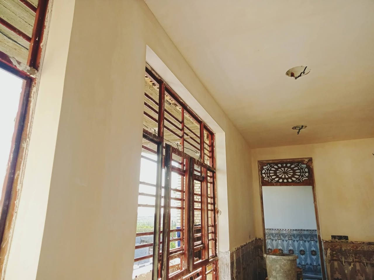 السلام عليكم خلفه متفرغ داخل الحسينيه وبغداد شغل درجه اوله وسعارنه مناسبه  بياض + لبخ + تطعيم واجهات + سيراميك + كاشي وسعارنه مناسبه *********** وبي واتس واني بل خدمه رابط حسابي التيك توك 
https://www.tiktok.com/@1apas11?_r=1&_t=ZS-92ggHvwAdzr
