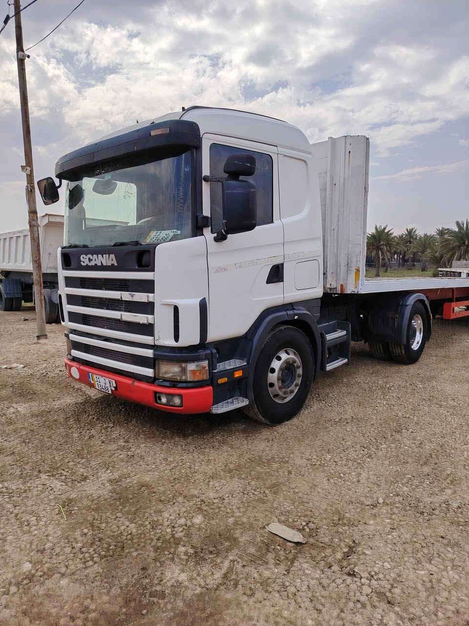 السلام عليكم سكانيه للبيع موديل ٢٠٣ رأس وعربانه رقم بغداد كفاله عامه السعر 215 للستفسار *********** المكان الصوير
