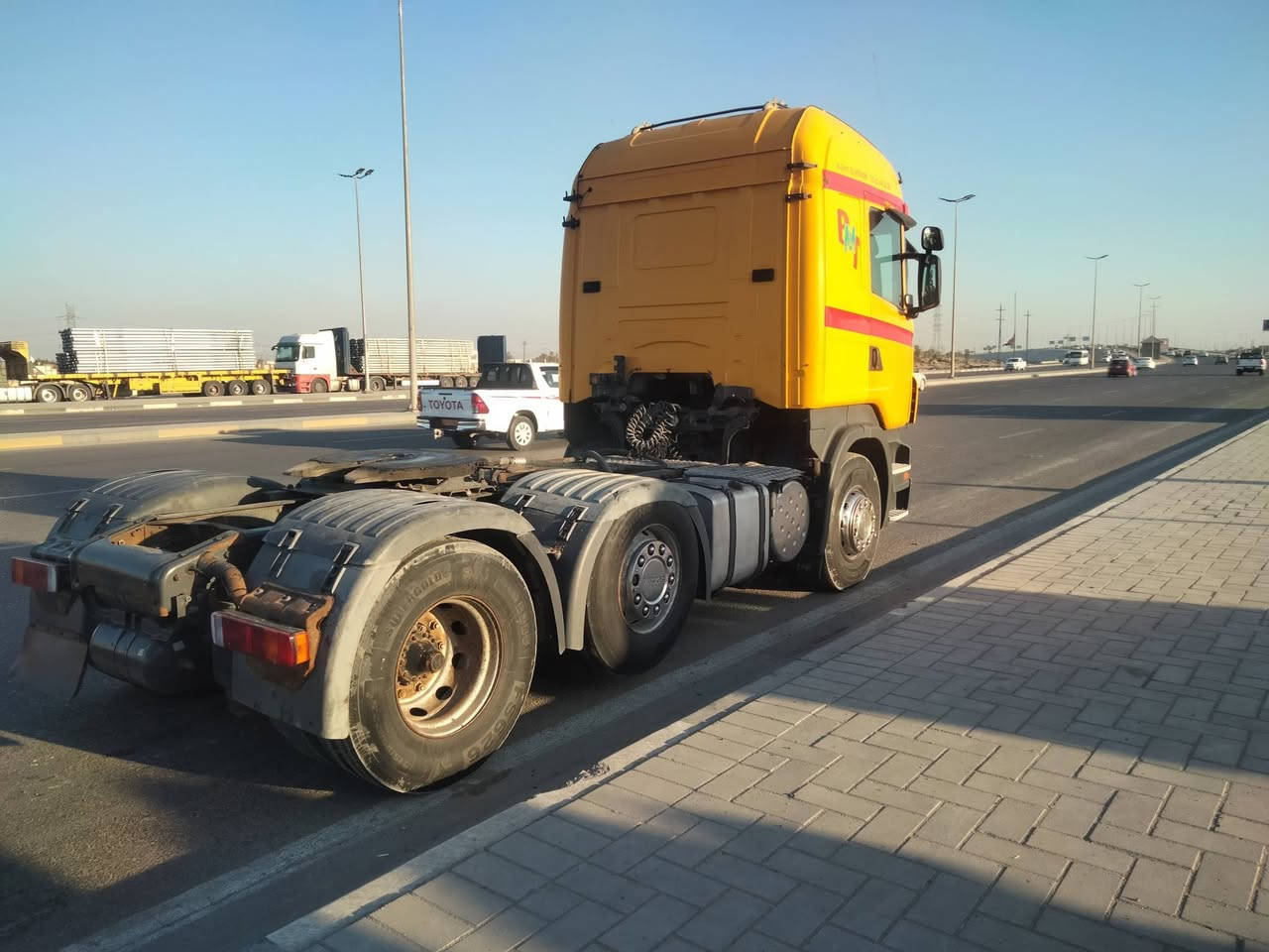 إسلام عليكم سكانيه سنكل للبيع موديل 2006 رقم بصره تحويل ثاني يوم محرك انجكسن كير عادي تخم تاير مربوطه قلاب تبريد تدفئه كله شقال سعر 225 العنوان البصره قضاء الدير الاستفسار ***********
