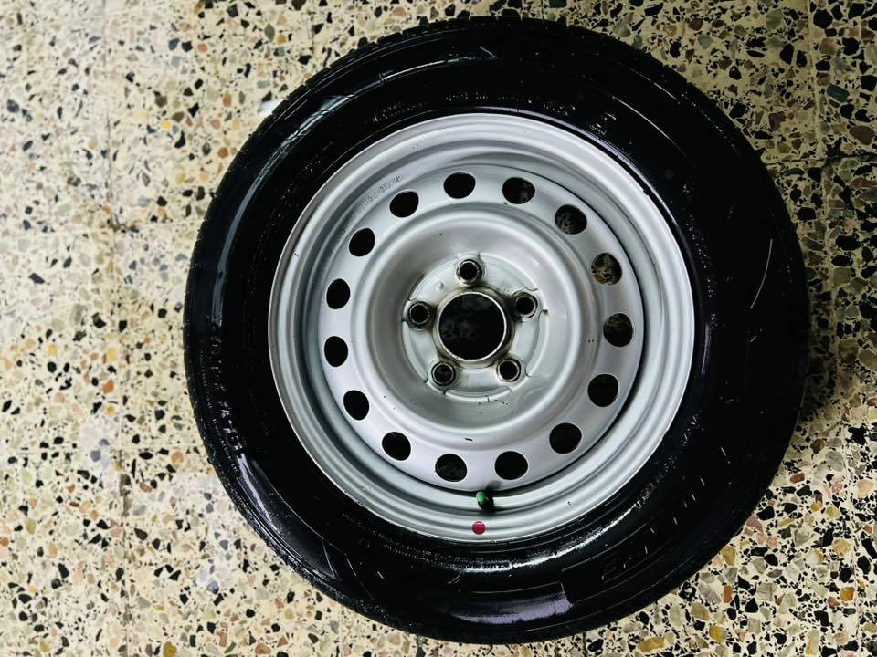 للبيع بدون تيات مكاني موصل الايسر توصيل ماعندي  0771234432         ***********
