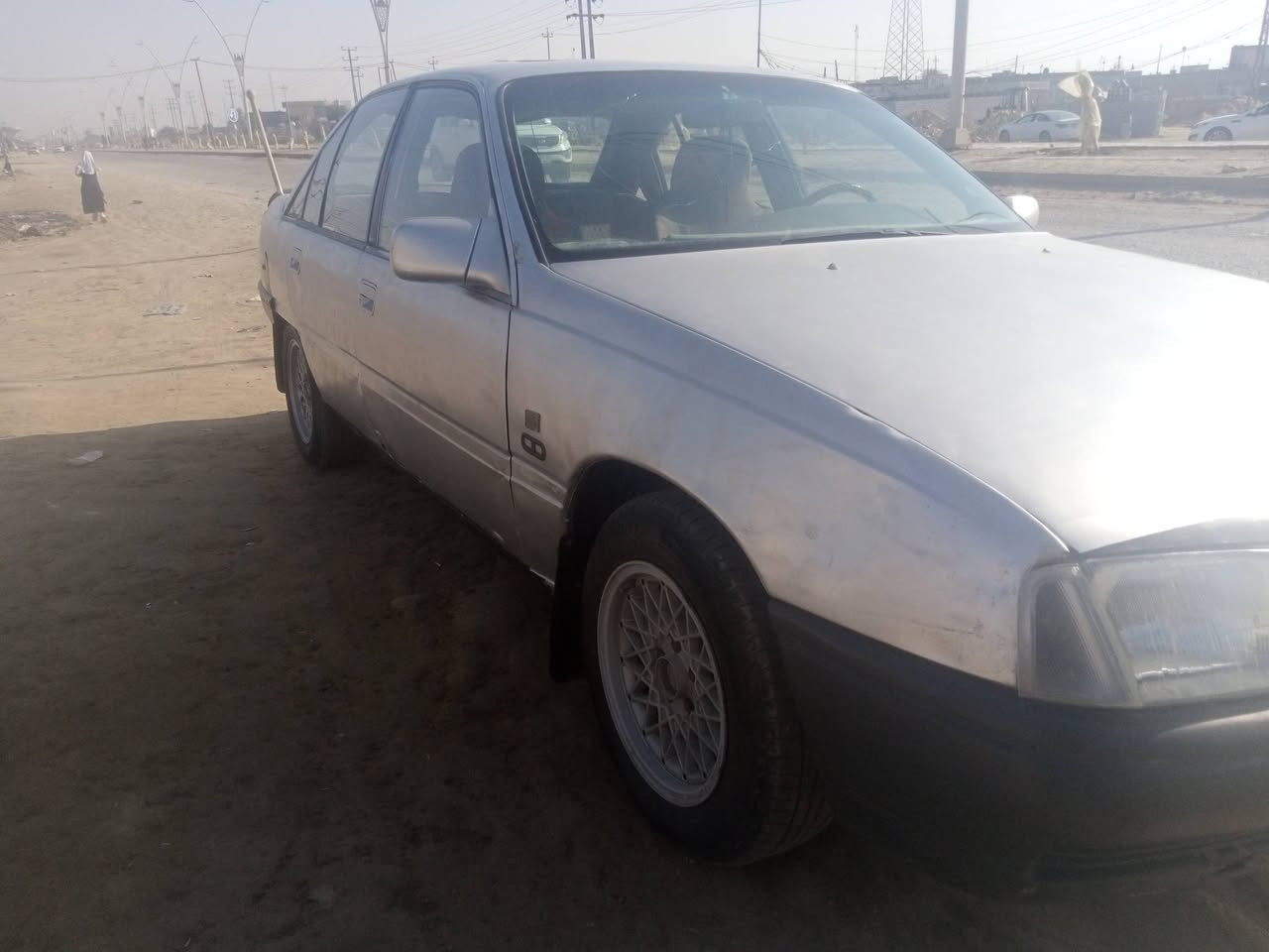 للبيع اوبل اوميكا موديل 90 محرك 2000  وكير عادي كفاله كير ومحرك سنويه الى2027 متواجدة السياره في الديوانيه قضاء الحمزه الشرقي للإستفسار  *********** سعر ٢٢ ورقه وبياهه مجال
