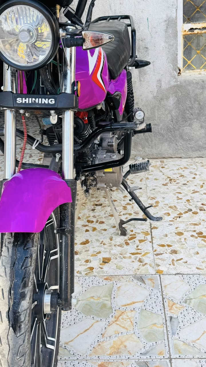 سلام عليكم دراجه شاينك نضيفه مكفوله كفاله عامه مامشيه هواي موديل 26للبيع  سعر مليون وبيه مجال حك جيه بس موشراي لاتتصل ولاتعبني 
***********
***********
