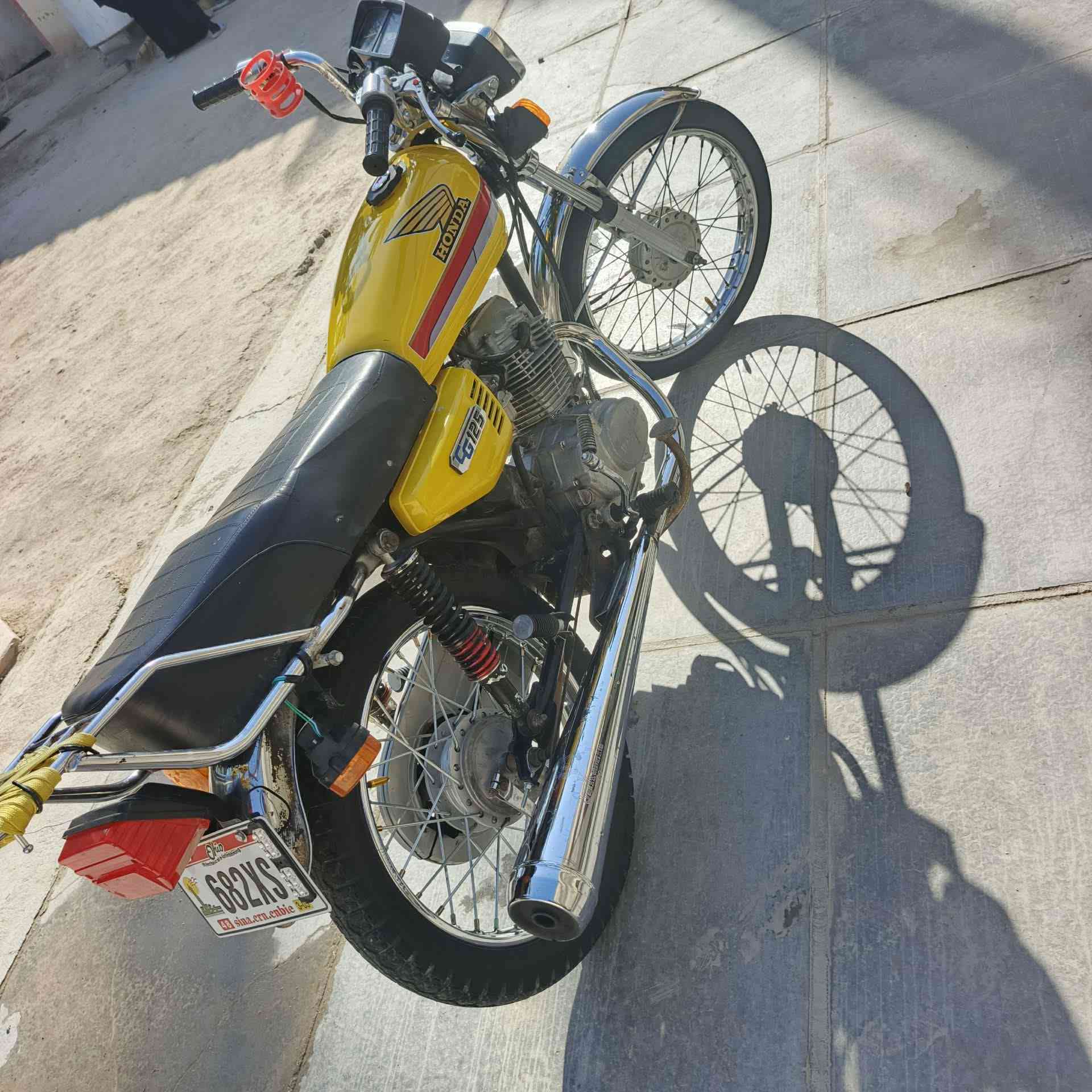 دراجه ايراني ارشا موديل ٢١ كلك سعر ٣٥٠ بيها مجال الاستفسار عل رقم *********** دراجه خير من الله من كلشي
