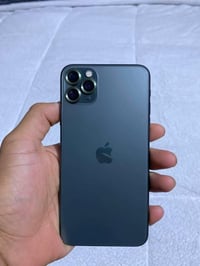 ايفون 11 برو ماكس • بطارية 100 • سماعة واقفة