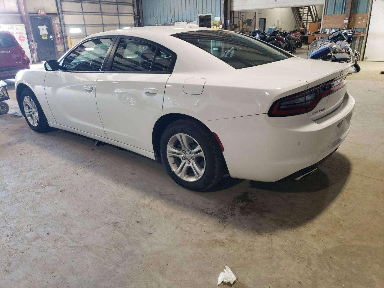 شارجر sxtموديل 23اصل ممرقم تترقم جميع المحافظات شاشه كبيره تحكم ستيرن كشن كهربائي  حساس خلفي امامي جانبي رادار حادث خفيف استفسار ***********
