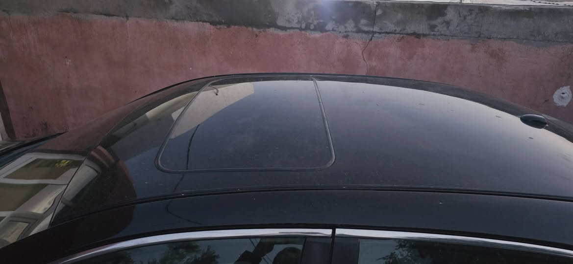 كامرى2009 LE فول مواسةفات سلايت. تةنها يةك چةملةغى پيشي بوياخة  سؤنةرم داناوة دواوةي قرچيكي هةية بةس ناو سندوقي نةگرتوة. سةنةوي تازة بةسةر چوة كال بونةوةي نية تةحويل خرامة بؤياخ گير مةكينة هةمووي بةشةرت.  سعري. 103$   ***********.... *********** چمچمال السليمانية, العراق
