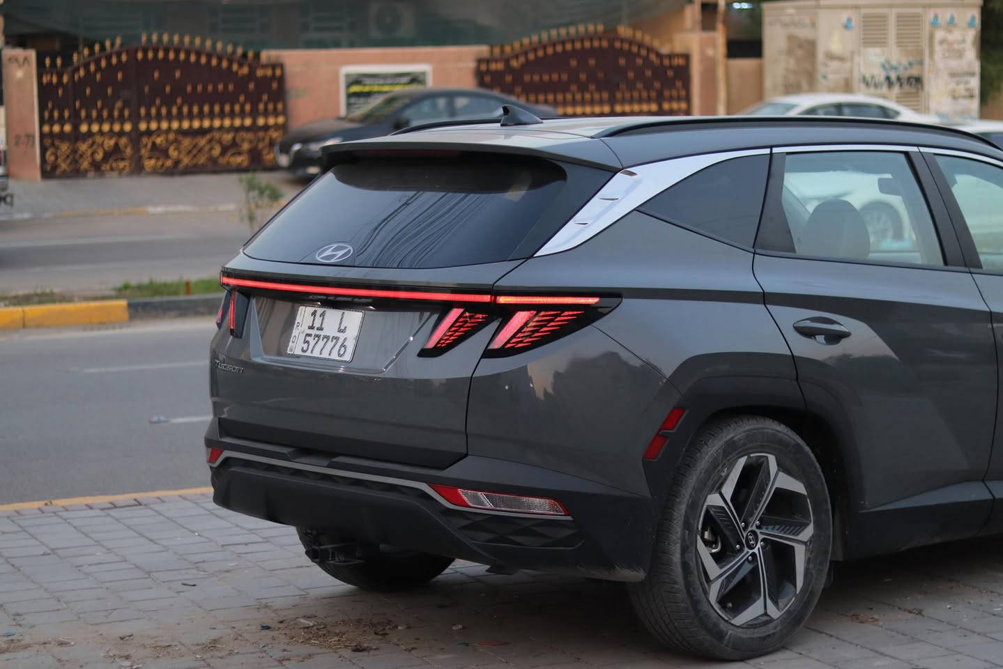 سلا عليكم توسان 2024 وارد امريكا كلين تايتل بدون حادث بدون تبديل و بدون صبغ ليبل واحد فول مواصفات عده الحساسات مكان زيونه للاستفسار ***********
