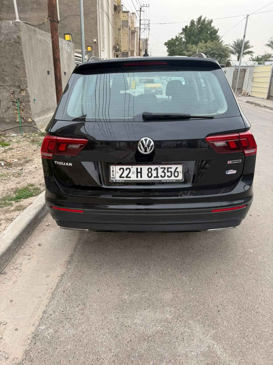 فولكس واغن ( تيغوان )
موديل  : 2021
المواصفات : S. ( العاديه ) 
المحرك : 2.0  TSI
🔵 ماشيه : 61,000 ميل 
🔸 شاشه ( ابل كار بلي ، اندرويد اوتو )
🔸 كامره خلفيه 
🔸تدفأه مقاعد 
🔸 تحكمات بالستيرن كامله 
🔸مثيت سرعه 
🔸كشنات قماش 

🔴 وارد كندي 
🔹 الضرر : الجاملغ الامامي سرقه + بارد باب السايق من كندا 
+ بارد بالجاملغ الخلفي مصلح وكامل 
💵 السعر : 175 $
مكاني بغداد + فلوجه 
للتواصل 
*********** / ***********
