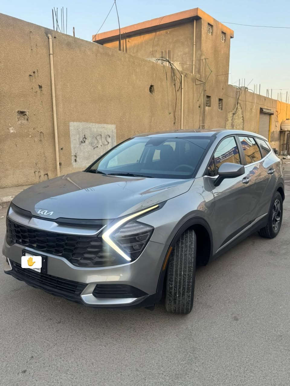 لسلام عليكم
سبورتج موديل 2024 امريكي 
محرك 2500 GDI المسافه المقطوعة 9000
رقم بغداد بااسمي رقم جديد 
حادثها جاملغ موضح بصور وسونار موجود جديد صار شهر ماخذه
رادار امامي وخلفي وجانبي 
اشاير بالمري 
سستم اضاء داخليه كامل 
تحكم استيرن 
كشنات جلد لونين احمر واسود
قطعتين تبريد 
تدفئة ستيرن 
كامره دواره
ردار سرعة + مثبت سرعة 
شاحن وايرلس  
سستم سماعات\ 
 3 أنظمة قيادة ( سبورت + سمارت + نورمل )
اضويه اماميه و خلفيه LED 
ويل كب 
تخم تاير وسبير جديد
بغداد الزعفرانيه
***********
السعر 210 وبيها مجال
