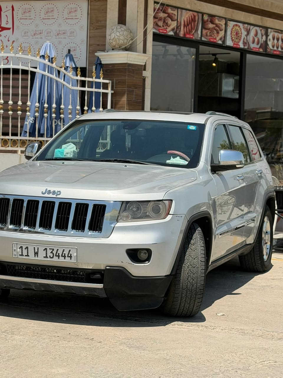 موديل ٢٠١٢ 
سياره جاهزه 
محرك ٥٧٠٠ 
السعر ١٣٠  بيها مجال بسيط 
***********
