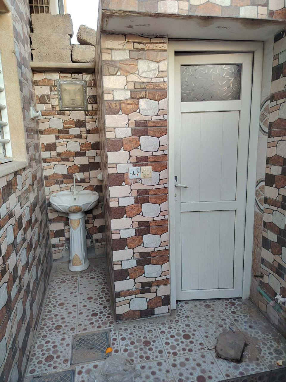 غرفتين نوم وستقبال وهول طابق ونص حي السماحهاذا البيت بل سماح  سعره100مليون
استفسار اكثر اتصال ع هذا الرقم
‏‪***********‬‏
