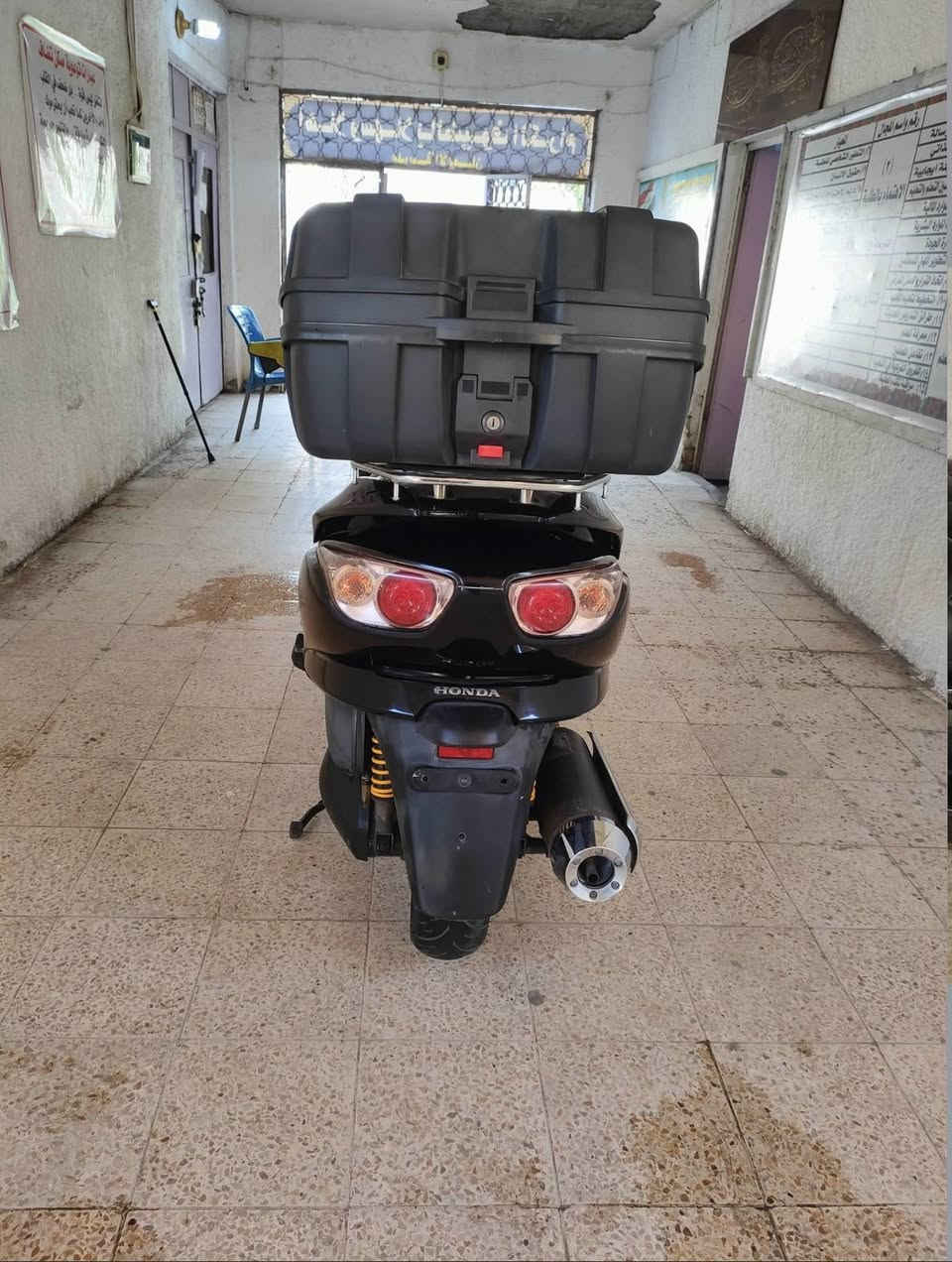 سلام عليكم 
فورزه 08 كرستال بصمه 
  4 تحويلات 7 كير 
الدراجه وياله ذهبي نجمه بلادي ودبلات خلفي وامامي ذهبي وعلامات ذهبي بلاد ،

مكفوله كفالة عامة من كلشي مكينه بلاد وممفتوحه بلادية كهربائياتها كلها شغاله 
شلعه ومعدل خير من الله 
حماوتها طبيعيه ربع فوك الربع شويه 
نكره باي وقت 
اوراقها منفيسات كامله
كفرات بلاديه نظافتهن 95% 
خير من الله الدراجه الله شاهد  
بانزين محسن ودهن امزويل  ما ناقصها برغي واحد الدراجه ونظيفة بمعنى الكلمه مال جناي 
بصمه وسويج طوارئ ومفتاحين مال جنطه الخلفيه 

السعر (14ونص) وبيها مجال قليل 

مكاني بغداد مدينة الصدر 

***********
