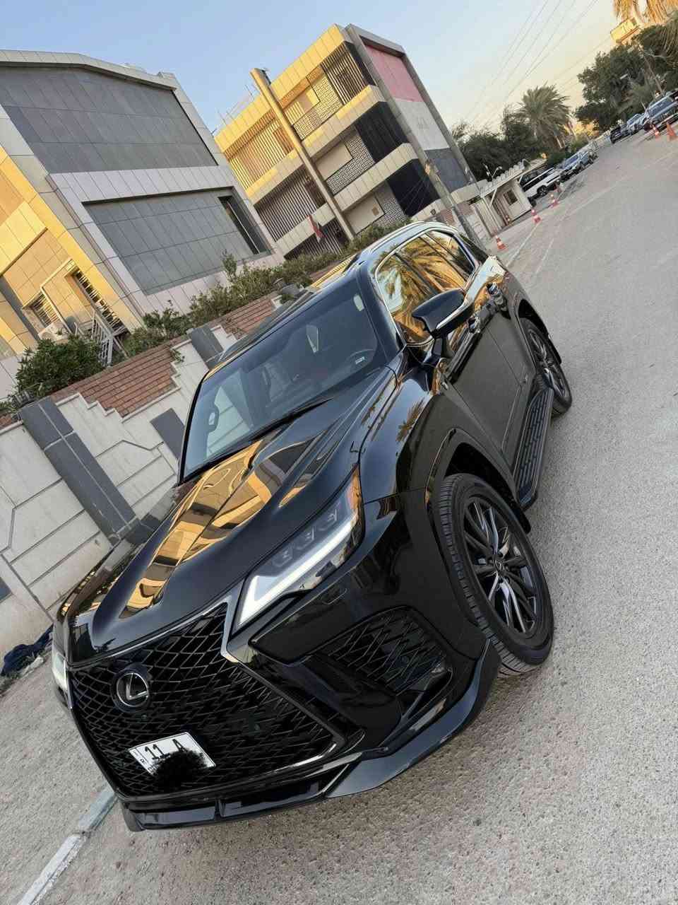 لكزس ٢٠٢٤ اف سبورت سردار ماشيه ٣٨ الف مكفوله من كلشي باسمي تحويل ثاني يوم 

السعر ١٢٥ الف دولار ☑️

للاستفسار 
***********
***********
