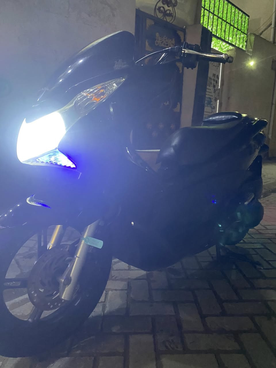 إسلام عليكم
دراجة بيسي اكس جيل اول مكينة 125 دراجه مكينه كفاله 

كفراتها كدامك جيب فيتر وفحص السعر 1450

مكاني مدينة الصدر ***********  واتساب بي
