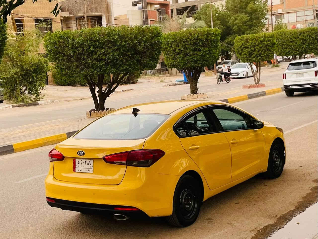 سلام عليكم البيع كيا فورتي موديل 2017وارد امريكي حادث جاملغ بدون دواخل ولباقي مكفولة كفالة عامة اليبل واحد سيارة جديدة وجاهزة من كلشي تبريد ثلج حدادية تخم تاير كير ومكينة 2000 دوش مكفولات سنوية الغاية  2029 هيئه  غرامات مصفره سيارة احله من صور السعر  113  الأستفسار اكثر الاتصال عله ***********  مكان سيارة كربلاء مكلف بنشر
