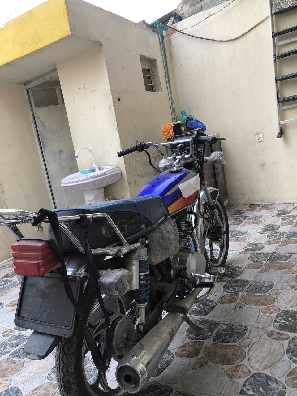 اخوان دراجه البيع فقط نامي برو موديل 20 اوراق موجوده مابي عيب نضيف سعر 450 بي مجال بصيط للشرايً الي يريد يشتري هذا رقمي ***********
