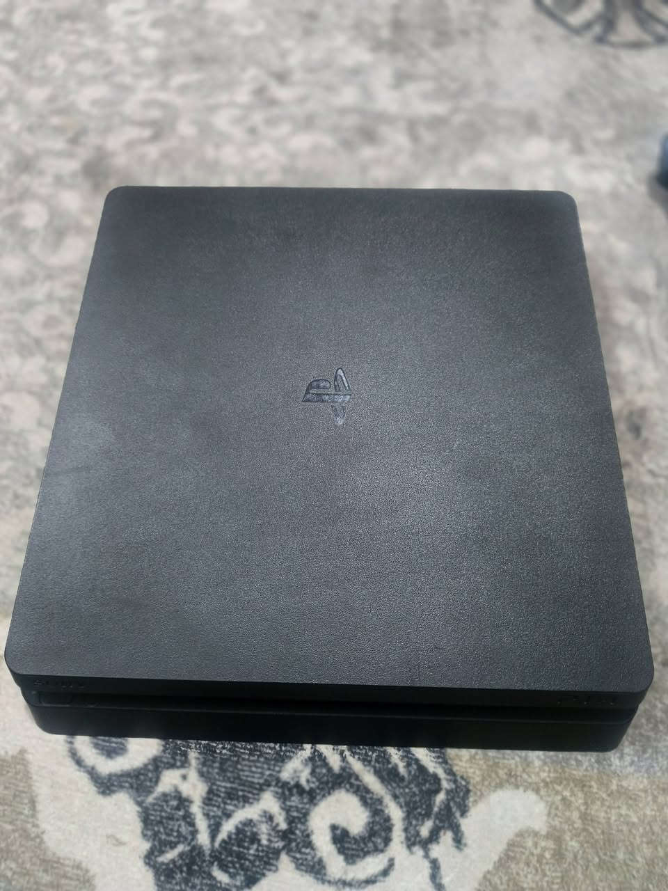 بلي ٤ مهكر نضافته ١٠٠/٩٠ وبي ألعاب ٦ لبلي سعره 260 الف وبي مجال إلي يريده يراسلني خاص لبالي لوك ما مفتوح


**إذا كنت صاحب هذا الإعلان وتريد حذفه لأي سبب، رجاءا أرسل رسالة إلى الدعم الفني**