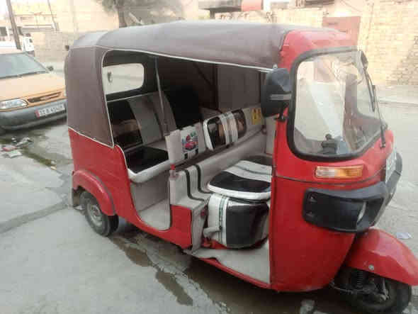 سلام عليكم تكتك باجاج موديل 18 شهر 11كامله امعمره تعمير بسيط مكينه خير من الله تجي اتشوف وتاخذ رقم و سنويه بسمي ثاني يوم التحويل سعرها 5300وبيها مجال بسيط ***********
